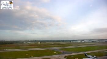 Weather camera view of Naples Municipal Arpt Tower 104 ft elev.