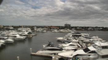 Weather camera view of Bayview Dental Arts Dr.Scherder.