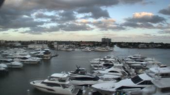 Weather camera view of Bayview Dental Arts Dr.Scherder.