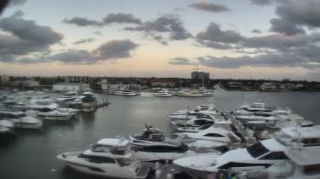 Weather camera view of Bayview Dental Arts Dr.Scherder.