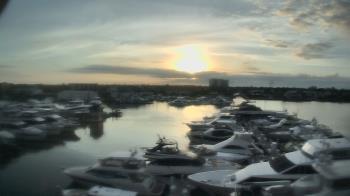 Weather camera view of Bayview Dental Arts Dr.Scherder.