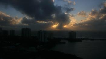 Weather camera view of Naples Grande Beach Resort.