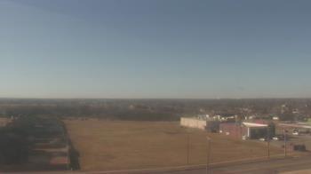 Weather camera view of Norman Regional Moore.