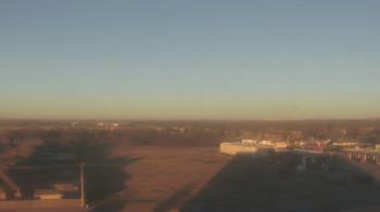Weather camera view of Norman Regional Moore.