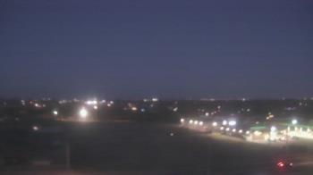 Weather camera view of Norman Regional Moore.