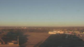Weather camera view of Norman Regional Moore.