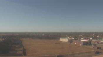Weather camera view of Norman Regional Moore.