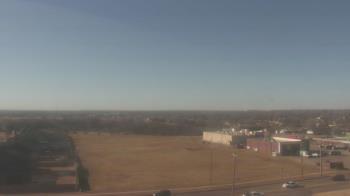 Weather camera view of Norman Regional Moore.