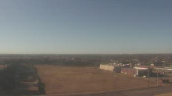 Weather camera view of Norman Regional Moore.