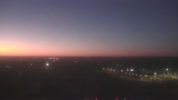 Weather camera view of Norman Regional Moore.