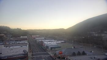 Weather camera view of Hotel Norton.