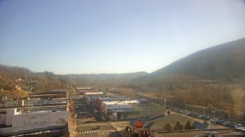 Weather camera view of Hotel Norton.