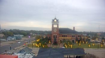 Weather camera view of City of Navasota.