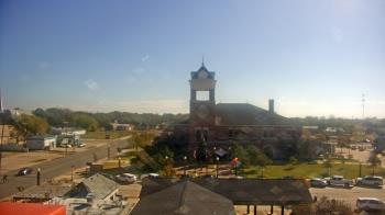 Weather camera view of City of Navasota.