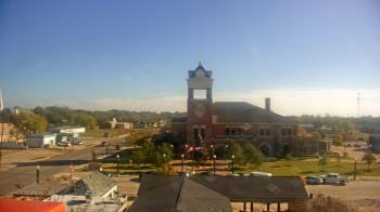 Weather camera view of City of Navasota.