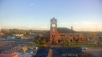 Weather camera view of City of Navasota.
