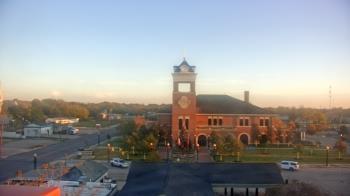 Weather camera view of City of Navasota.