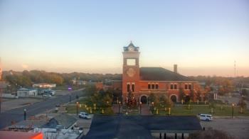 Weather camera view of City of Navasota.