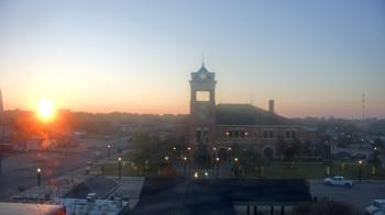 Weather camera view of City of Navasota.
