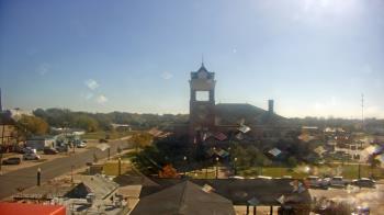 Weather camera view of City of Navasota.