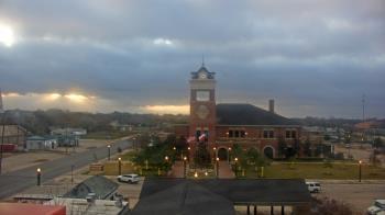 Weather camera view of City of Navasota.