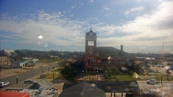 Weather camera view of City of Navasota.