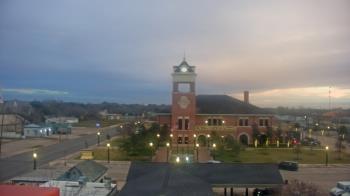 Weather camera view of City of Navasota.