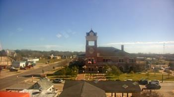 Weather camera view of City of Navasota.