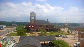 Weather camera view of City of Navasota.