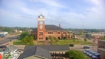 Weather camera view of City of Navasota.