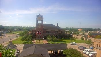Weather camera view of City of Navasota.