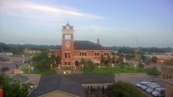 Weather camera view of City of Navasota.