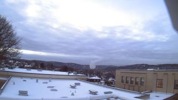 Weather camera view of Roy A Hunt Elementary School.