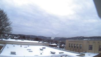 Weather camera view of Roy A Hunt Elementary School.