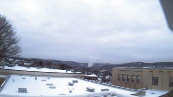 Weather camera view of Roy A Hunt Elementary School.