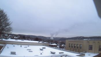 Weather camera view of Roy A Hunt Elementary School.