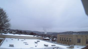 Weather camera view of Roy A Hunt Elementary School.