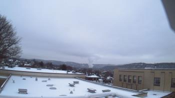 Weather camera view of Roy A Hunt Elementary School.