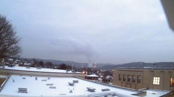 Weather camera view of Roy A Hunt Elementary School.