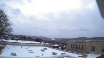 Weather camera view of Roy A Hunt Elementary School.