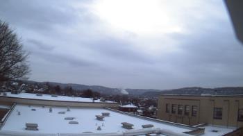 Weather camera view of Roy A Hunt Elementary School.