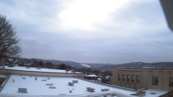 Weather camera view of Roy A Hunt Elementary School.