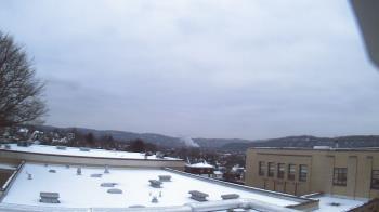 Weather camera view of Roy A Hunt Elementary School.
