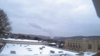 Weather camera view of Roy A Hunt Elementary School.