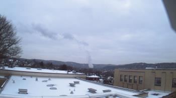 Weather camera view of Roy A Hunt Elementary School.