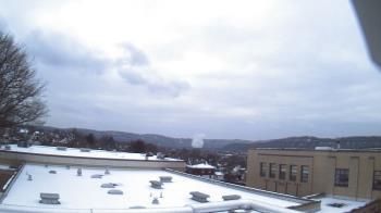 Weather camera view of Roy A Hunt Elementary School.