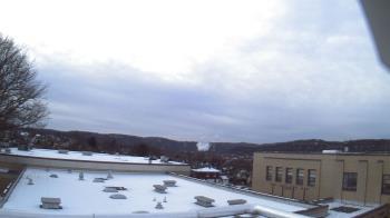 Weather camera view of Roy A Hunt Elementary School.