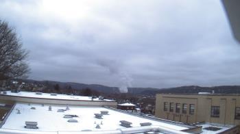 Weather camera view of Roy A Hunt Elementary School.