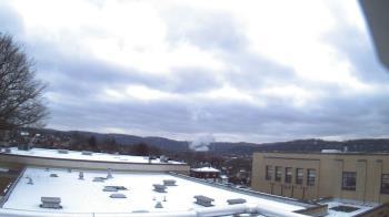 Weather camera view of Roy A Hunt Elementary School.