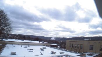 Weather camera view of Roy A Hunt Elementary School.